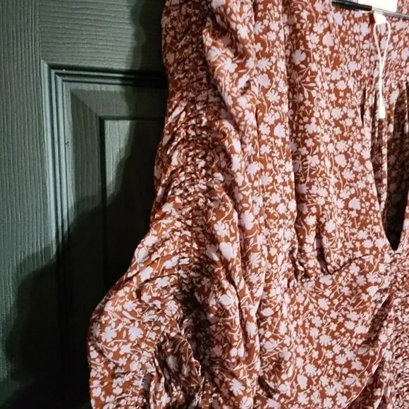 re:named 'Raven' Girly Romantic Ruched Mini Dress Ditsy Floral Cottagecore - Picture 11 of 16